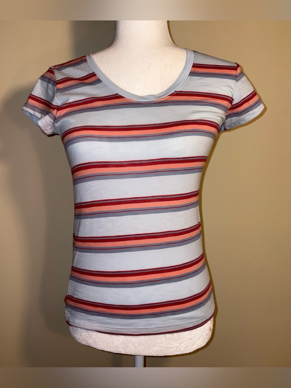 EUC/NWOT Striped U-Neck Favorite Slim Tee Small/XS